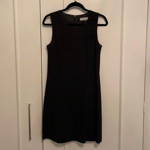 Trina Turk Size 6 Black Shift Dress
